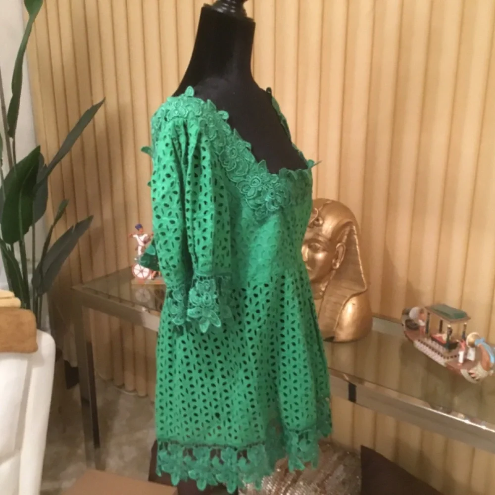 MODA International smock eyelet puff sleeve top - Picture 8 of 15